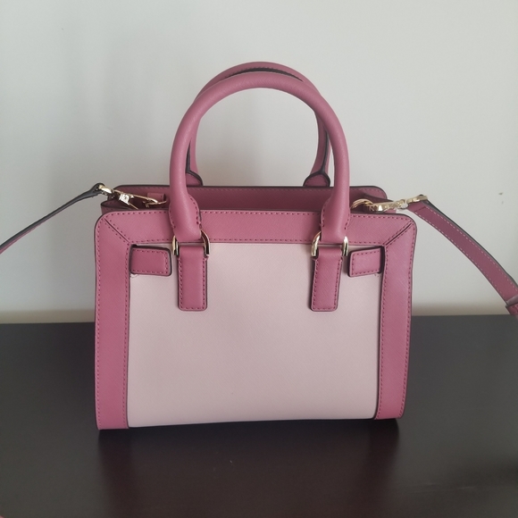 SOLD! Michael Kors Satchel - Picture 4 of 7